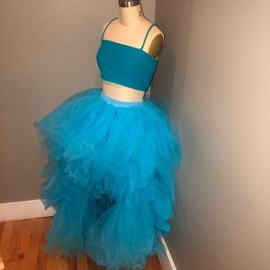 Oyemwen Skirts - Tiered Tulle Maxi Skirt Oyemwen Skirts - Tiered Tulle Maxi Skirt
